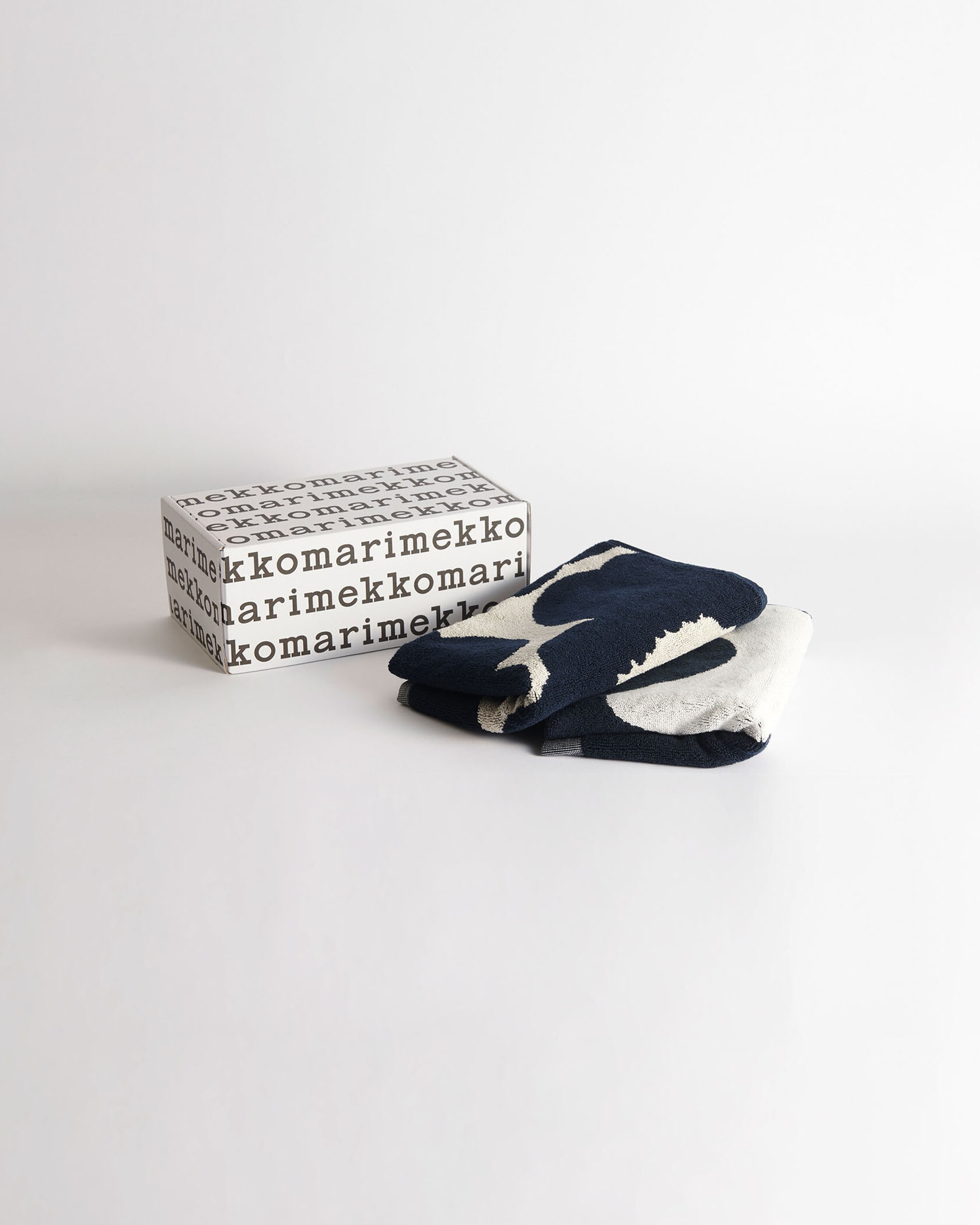 marimekko ハンドタオル 50×70 2枚セット 楽天市場】＼マラソン限定10%OFF／ マリメッコ Marimekko ハンド