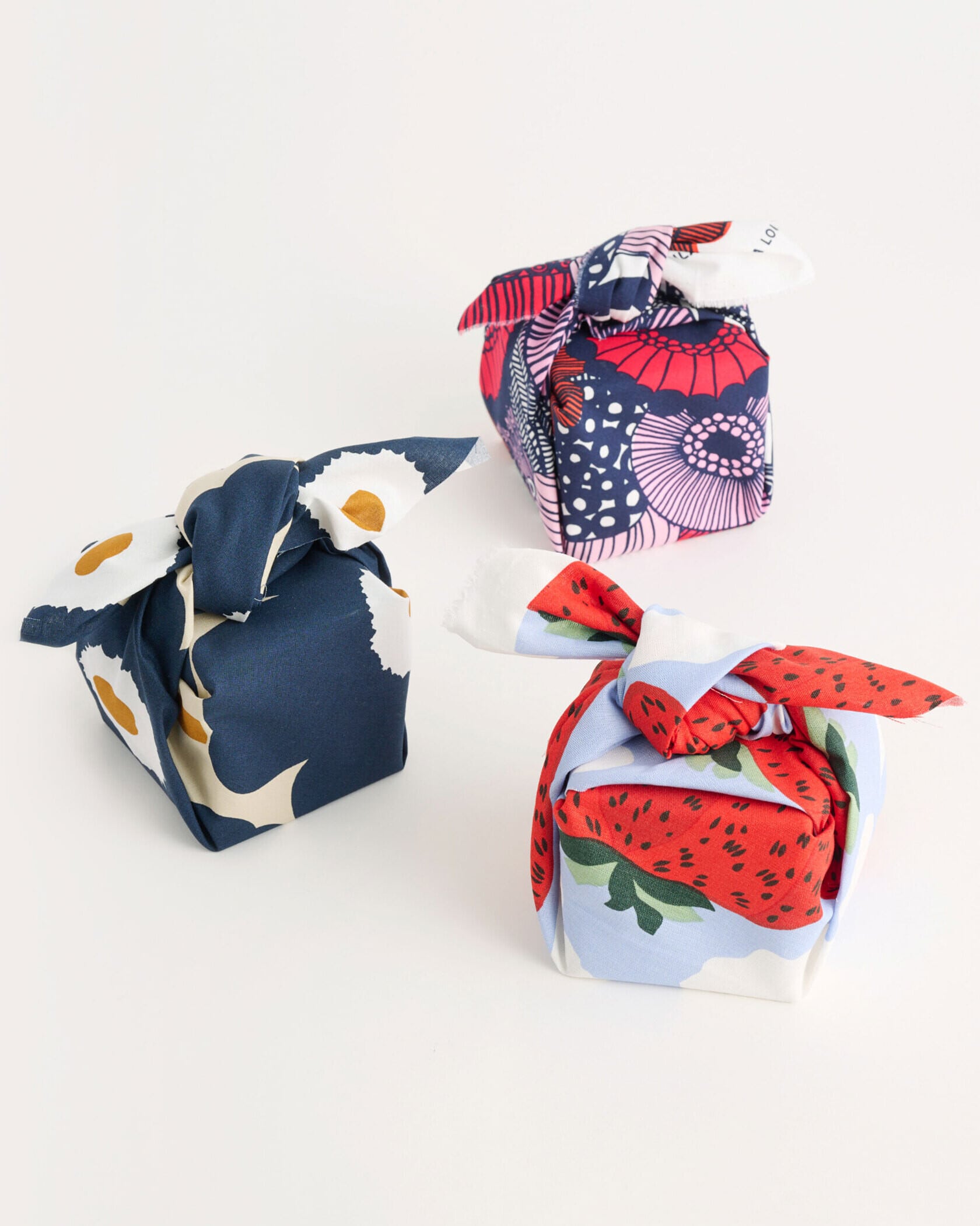 Puhallus Unikko Ⅰ キーチェーン | Maija Isola | Marimekko