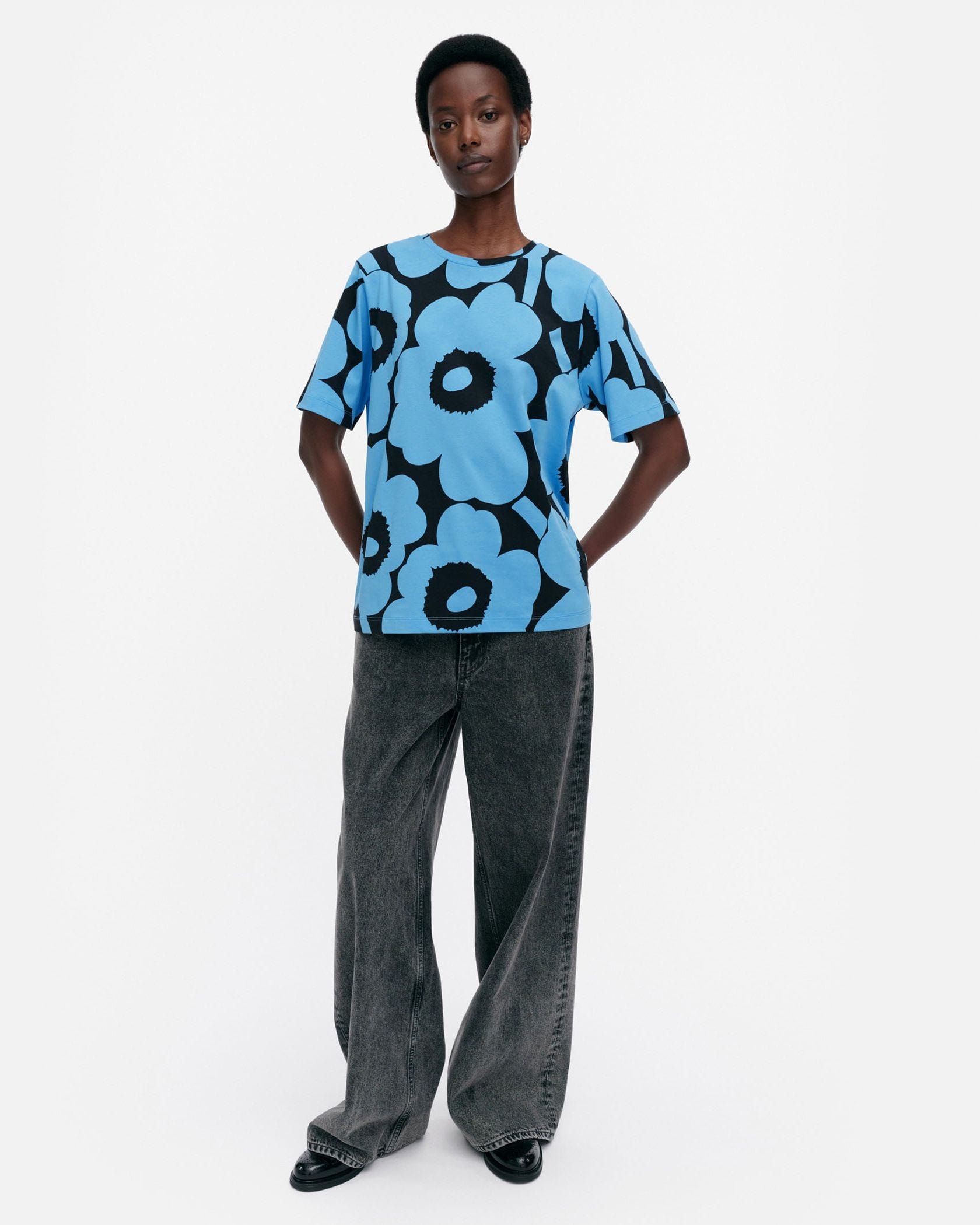 ご自宅用限定お買い得品 Tunnit Unikko Tシャツ | Maija Isola | Marimekko (マリメッコ トップス