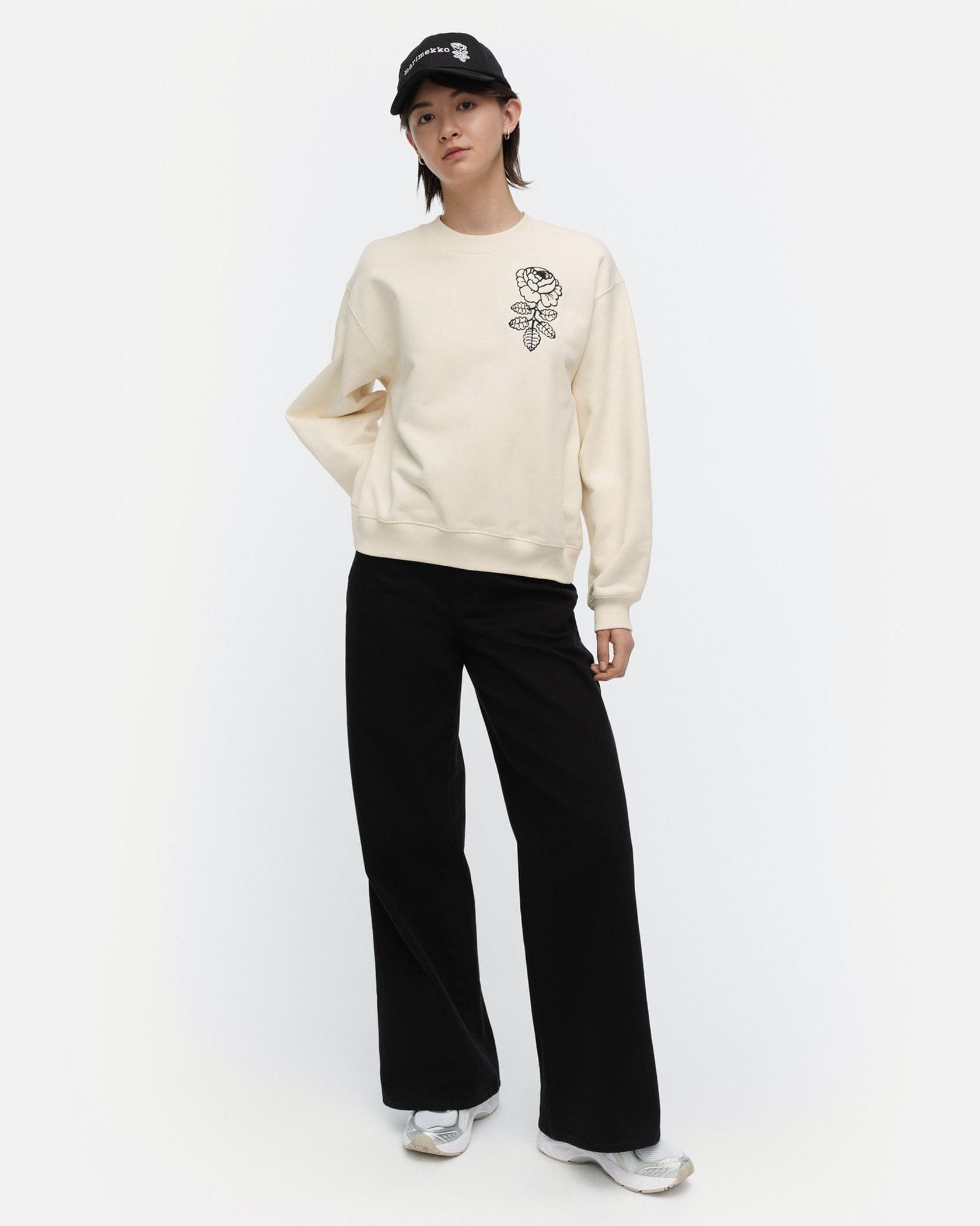 Hiutale Vihkiruusu Placement スウェット | Maija Isola