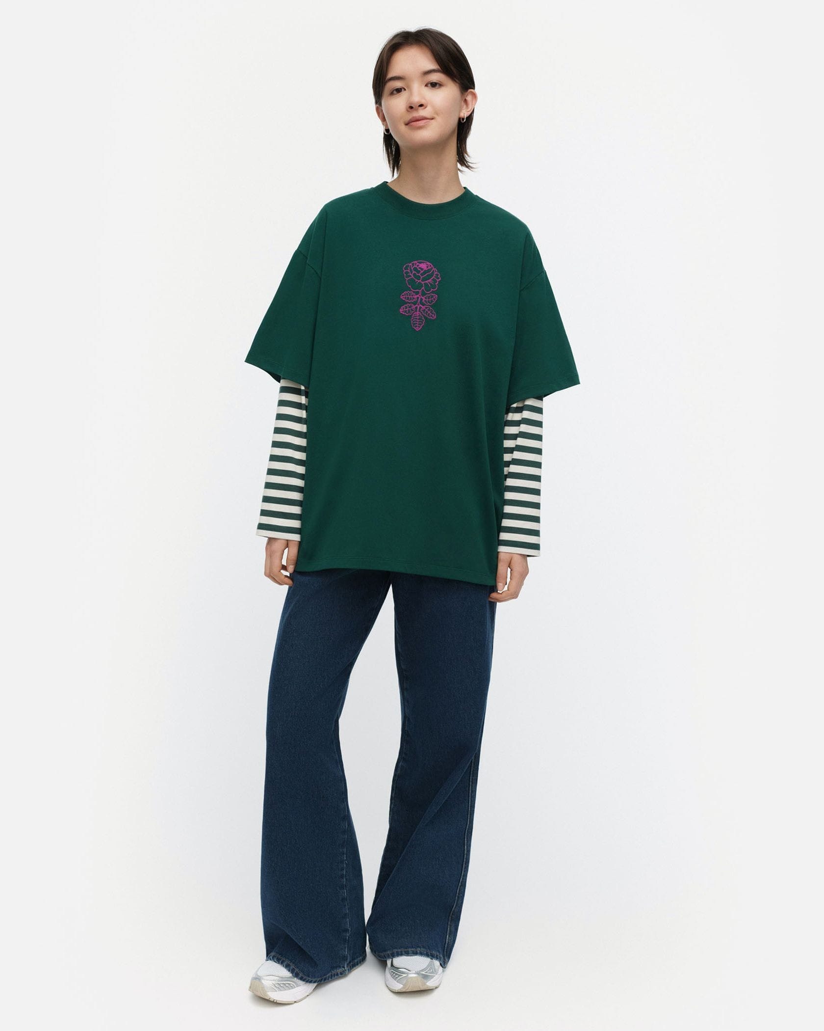 Linjat Vihkiruusu Placement Tシャツ | Maija Isola | Marimekko