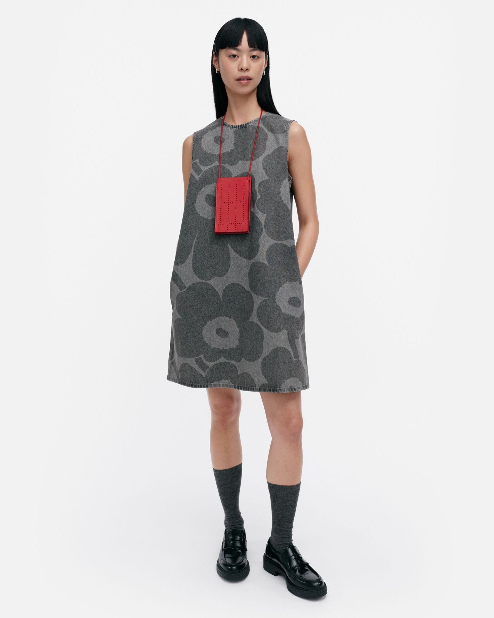marimekko - Siluetti Unikko ワンピース 一部店舗・オンライン限定】Siluetti Unikko ワンピース | Maija