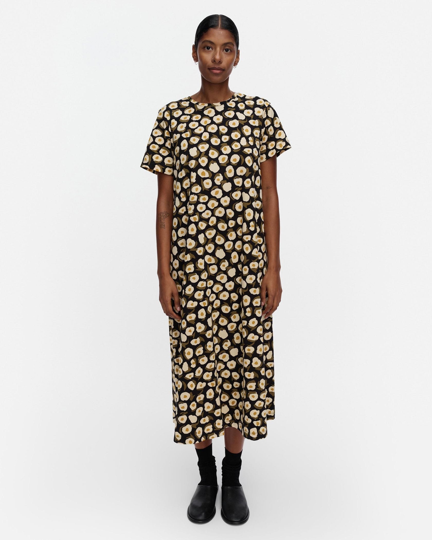 Pisteinen Pikku Vikuri ワンピース | Erja Hirvi | Marimekko