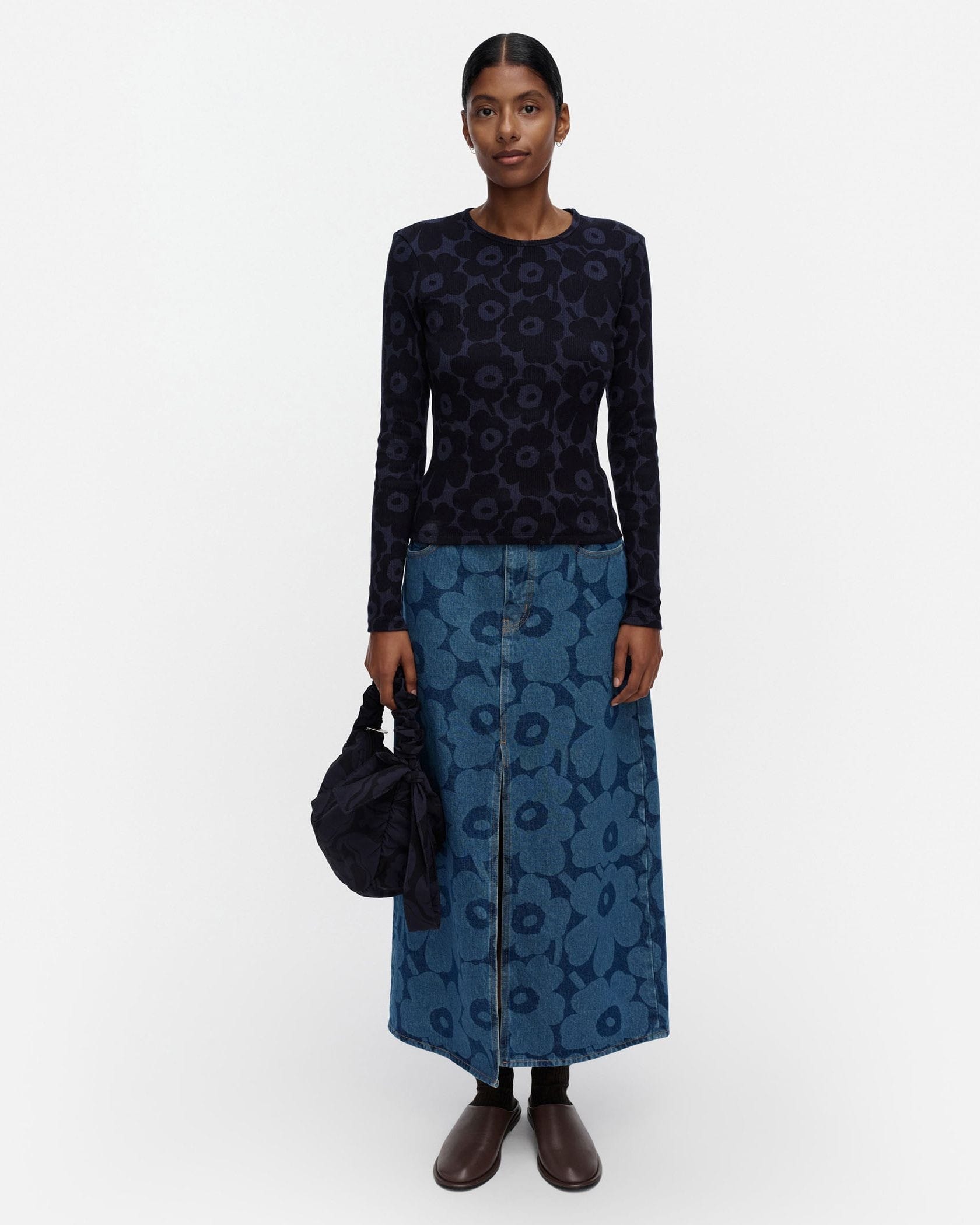 新品⭐︎marimekko Unikko カットソー ですブルー S Vaihde Unikko カットソー | Maija Isola | Marimekko (マリメッコ