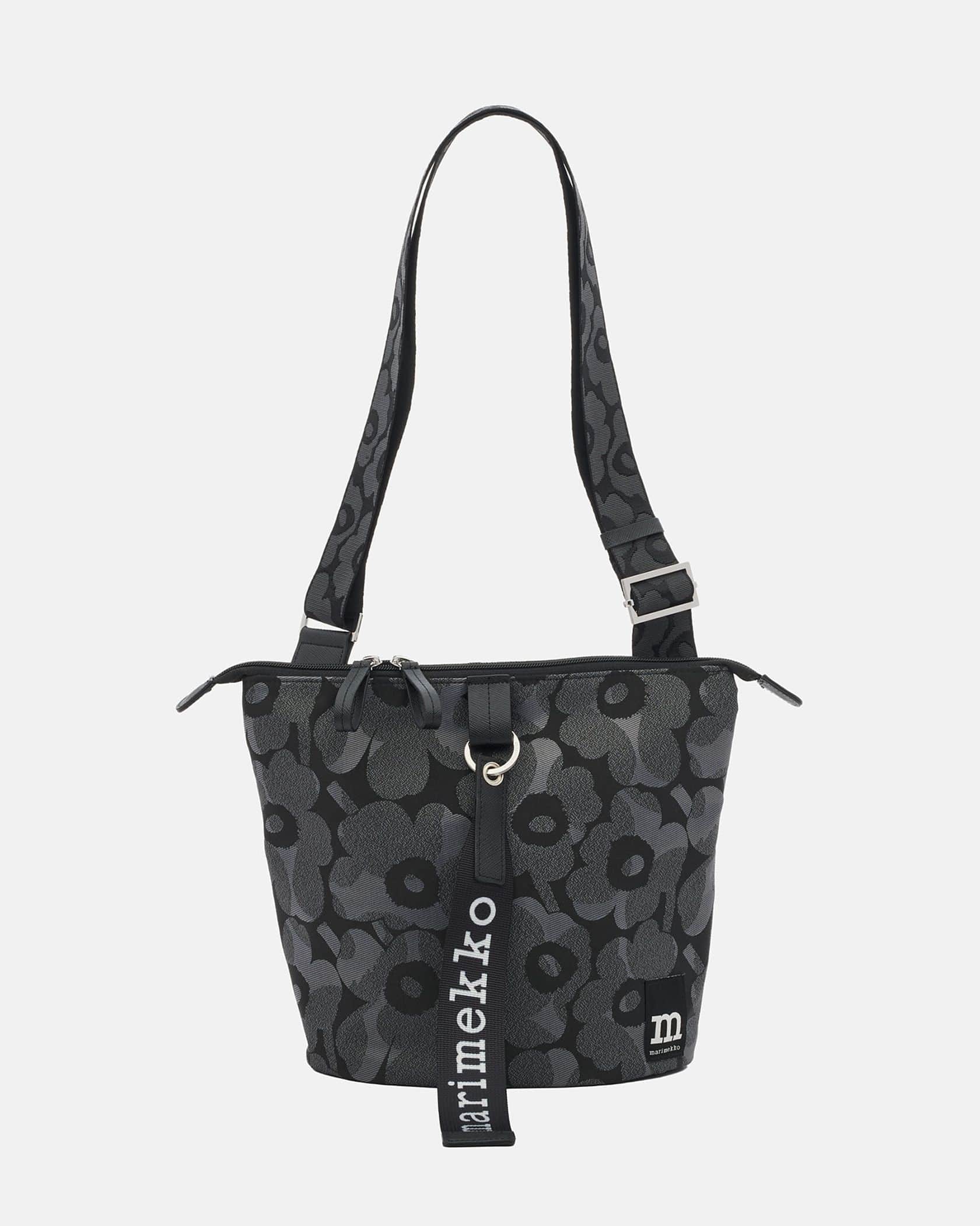 新品タグ付✨marimekko Carry All Unikkoショルダーバッグ Carry All Unikko ショルダーバッグ | Maija Isola | Marimekko