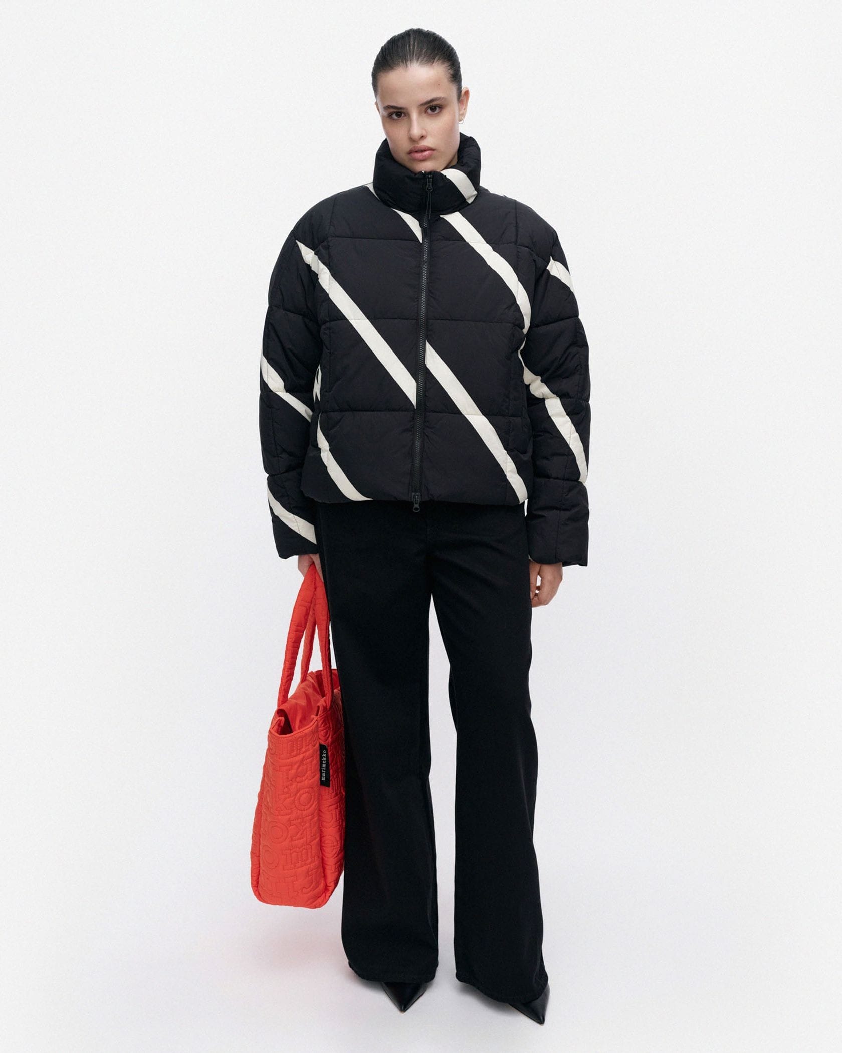 Taivos Basso コート | Maija Isola | Marimekko (マリメッコ) 日本