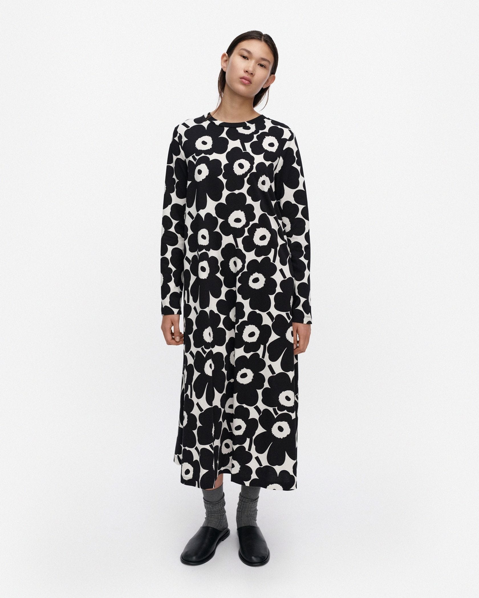 Hujanhajan Unikko ワンピース | Maija Isola | Marimekko (マリメッコ