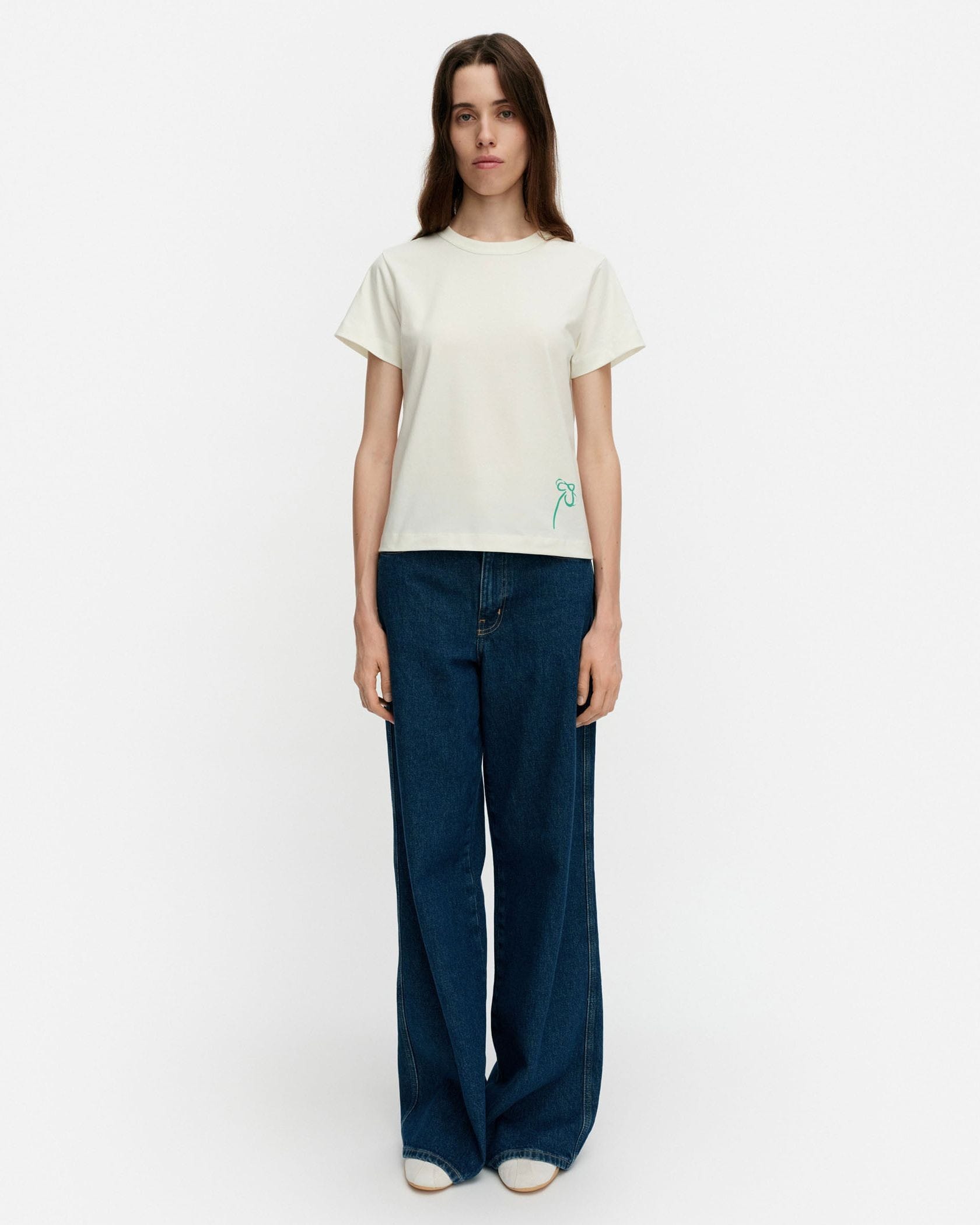 Tammone Ensikukat Tシャツ | Erja Hirvi | Marimekko (マリメッコ
