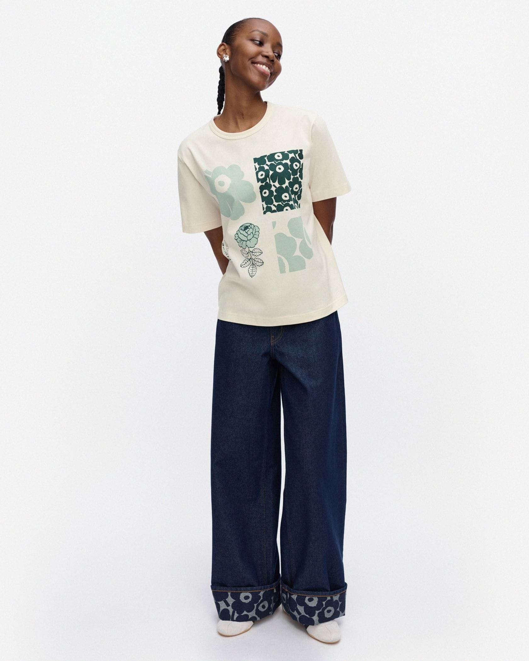 日本限定】Erna Anniversary Placement Tシャツ | シャツ&ブラウス